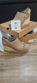 sandalo UGG