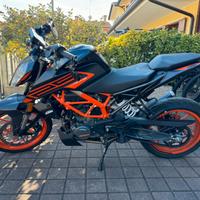 Ktm duke 125