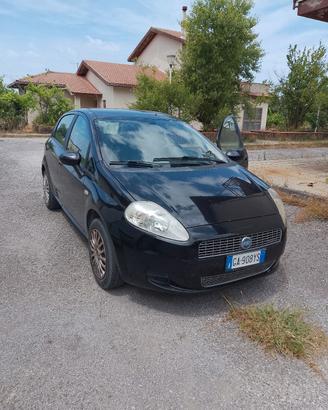 fiat grande punto 1,3 mjet  75 CV 2009