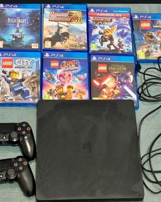 Play station 4+ 2 controller+ 7 giochi