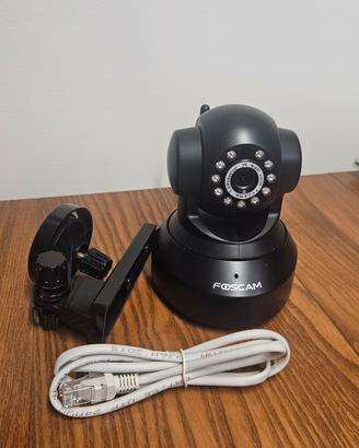 Telecamera HD WiFi Foscam FI9816P