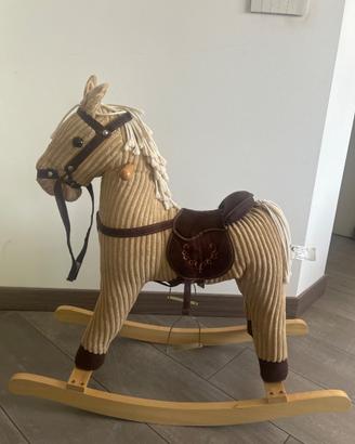 Cavallo a Dondolo Città del Sole