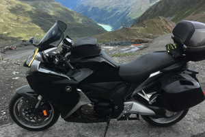 Honda VFR 1200 f dct + PASSAGGIO PROPRIETÀ