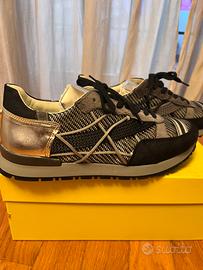 Sneakers uomo nuove marca L4k3 misura 43.