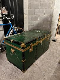 Baule vintage verde