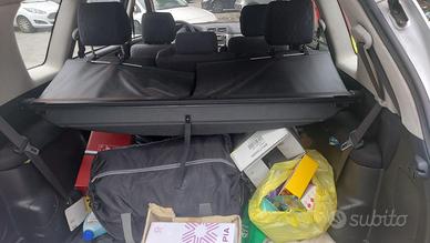 toyota avensis verso 