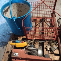 Attrezzatura varia per edilizia