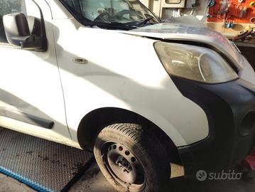 Parafango destro FIAT FIORINO del 2009