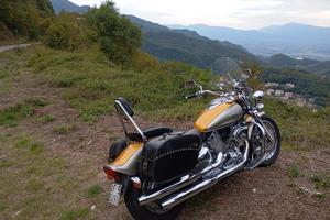 moto Yamaha dragster 