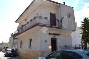 CASA INDIPENDENTE A CRISPIANO