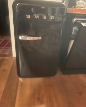 Frigorifero SMEG Vintage - 105 L nero