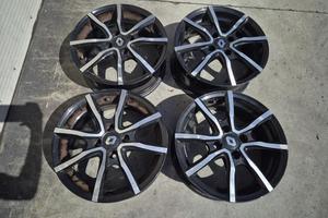 Cerchi In Lega Da 15" MAK Per Renault Clio Captur