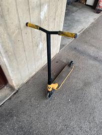 monopattimo da freestyle