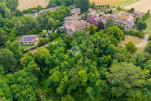 BIFAMILIARE A LESIGNANO DE' BAGNI