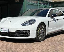 PORSCHE Panamera 2.9 4 E-Hybrid Sport Turismo Plat