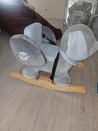 Cavallo a dondolo  Nattou