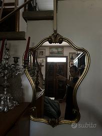 Specchio vintage in legno