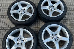 4 cerchi da 18 originali Mercedes AMG + 4 gomme