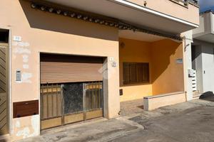 CASA SEMINDIPENDENTE A ALEZIO