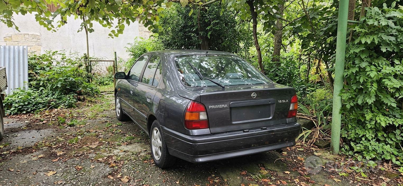 Nissan Primera 1994 photo 2