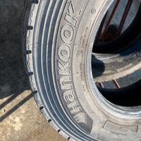 Pneumatici 225/75 17,5