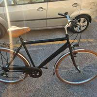 bicicletta city bike nera uomo 