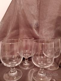 4 calici acqua + 2 vino