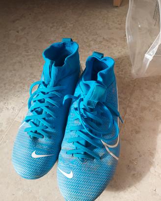 scarpe da calcio nike 35.5