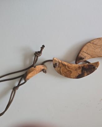 Collana in legno artigianale design naturale