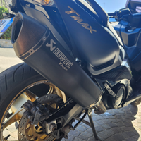 T max 530 (akrapovic)