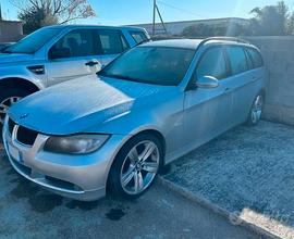 Bmw 320d touring msport 163cv leggi