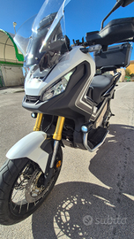 Honda x adv 750