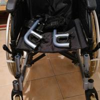 Sedia a rotelle - carrozzina disabili