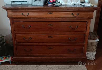 comò cassettone