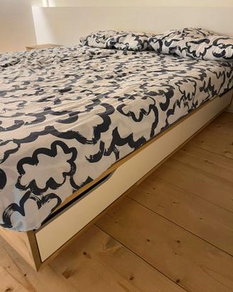 Ikea Mandal Letto + Materasso (Prezzo trattabile)