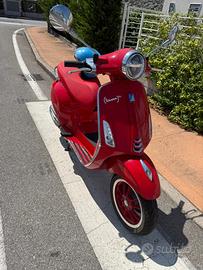 Vespa primavera 125 red edition 2023