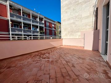 Grazioso Appartamento p.ssi Basilica di Bonaria