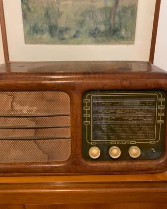 Radio d’epoca Ducati a valvole ‘40-50: si accende!