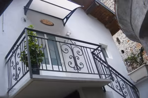 Casetta al portico