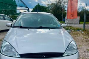 Ford Focus 1.8 TDDi cat 5p. Ambiente