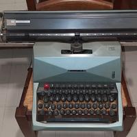 Macchina da scrivere Olivetti 82 diaspron