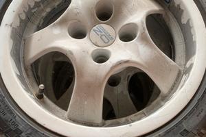 Michelin 195/50 R 15 82V con cerchi bianco OZ 4