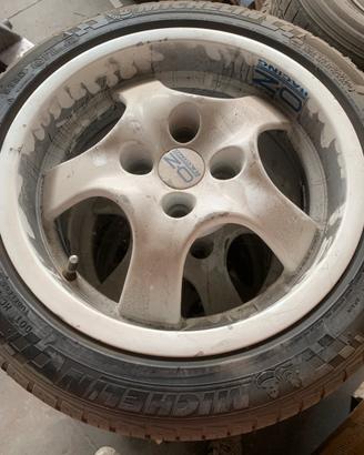 Michelin 195/50 R 15 82V con cerchi bianco OZ 4