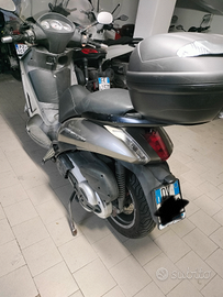 Peugeot Geopolis 400