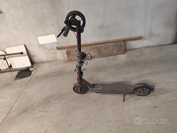 Monopattino elettrico 
