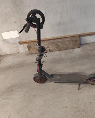 Monopattino elettrico 