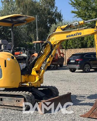KOMATSU PC26MR-3