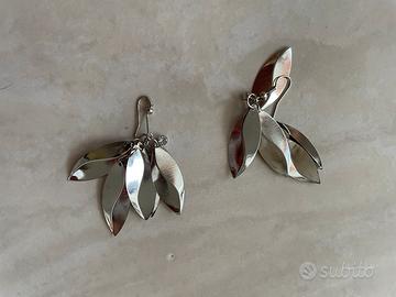 Orecchini pendenti a foglia argento