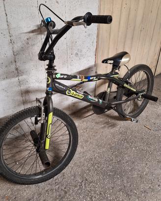 Bici BMX freestyle 20