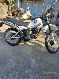 Yamaha XT 550 - 1983